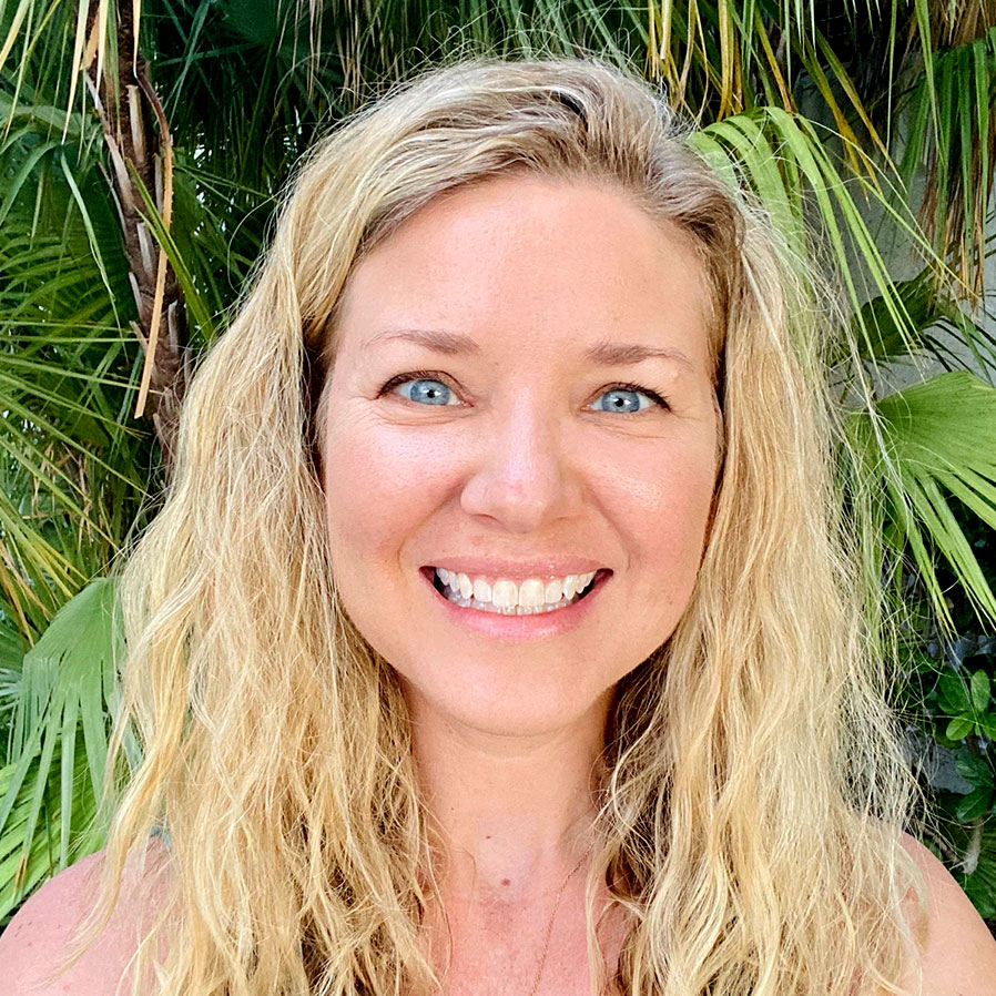 Nia Ostrand: DEN Meditation Teachers